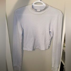 Medium TNA cropped ice blue long sleeve